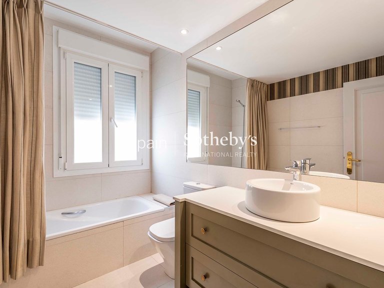 Apartment for Rent in Madrid, Madrid 31