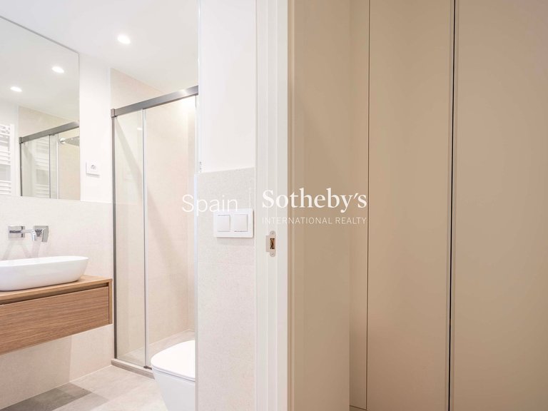 Apartment for Sale in Madrid, Madrid 10