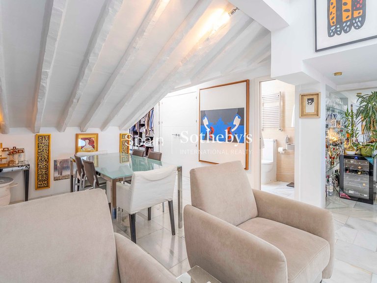Penthouse for Rent in Madrid, Madrid 35