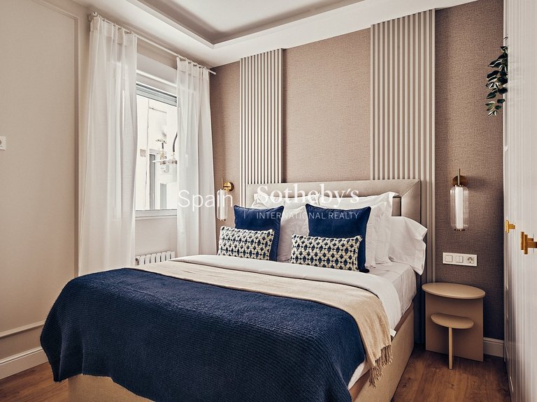 Apartment for Sale in Madrid, Madrid 17