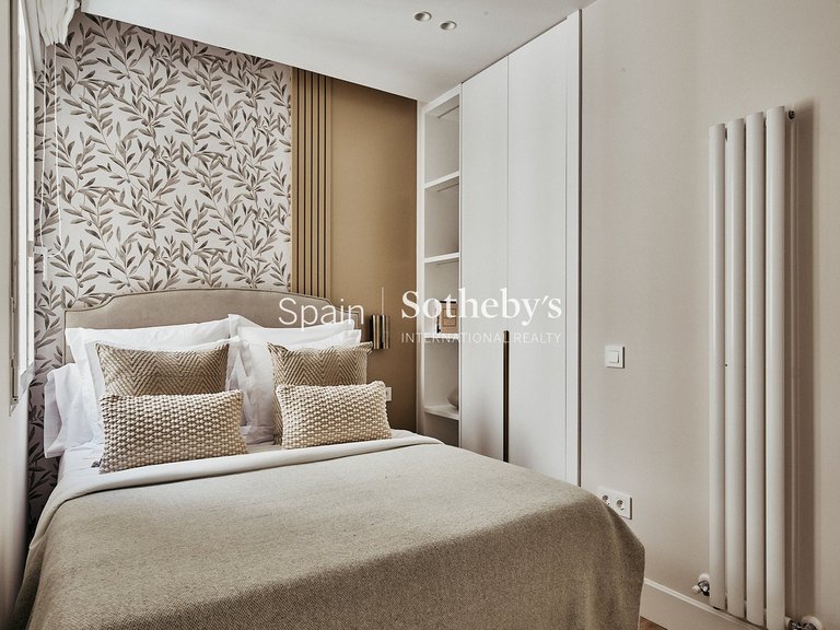 Apartment for Sale in Madrid, Madrid 21