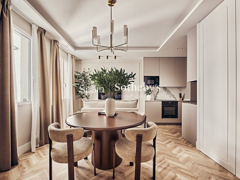 Apartment for Sale in Madrid, Madrid 5