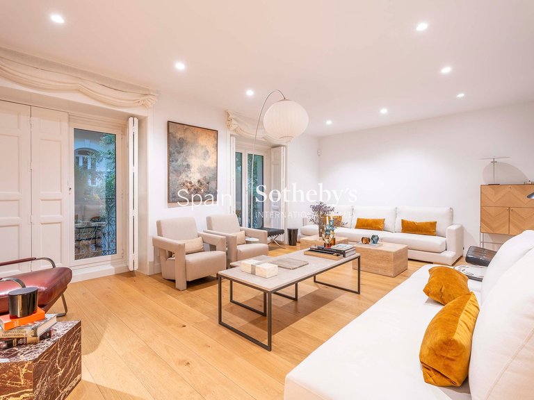 Apartment for Sale in Madrid, Madrid 5