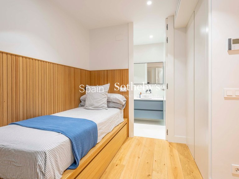 Apartment for Sale in Madrid, Madrid 21