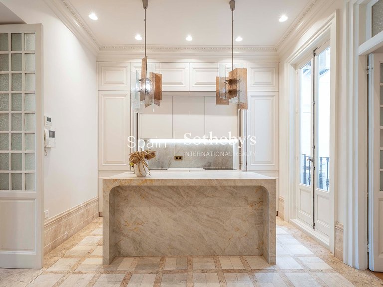 Apartment for Sale in Madrid, Madrid 27