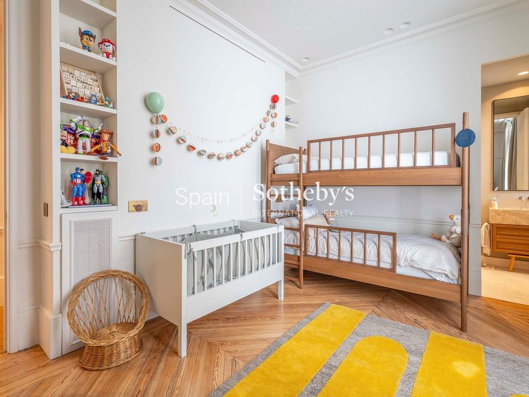 Apartment for Sale in Madrid, Madrid 21