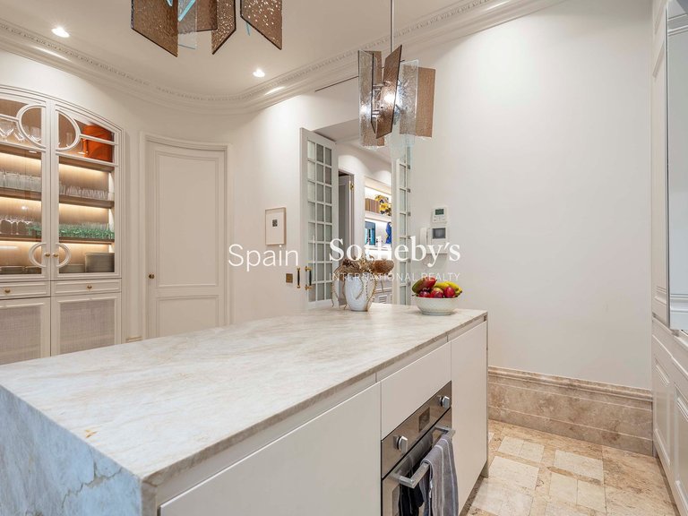 Apartment for Sale in Madrid, Madrid 13