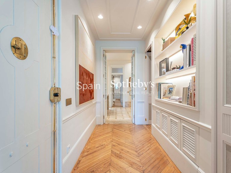 Apartment for Sale in Madrid, Madrid 9