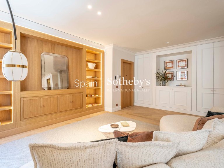 Apartment for Sale in Madrid, Madrid 13