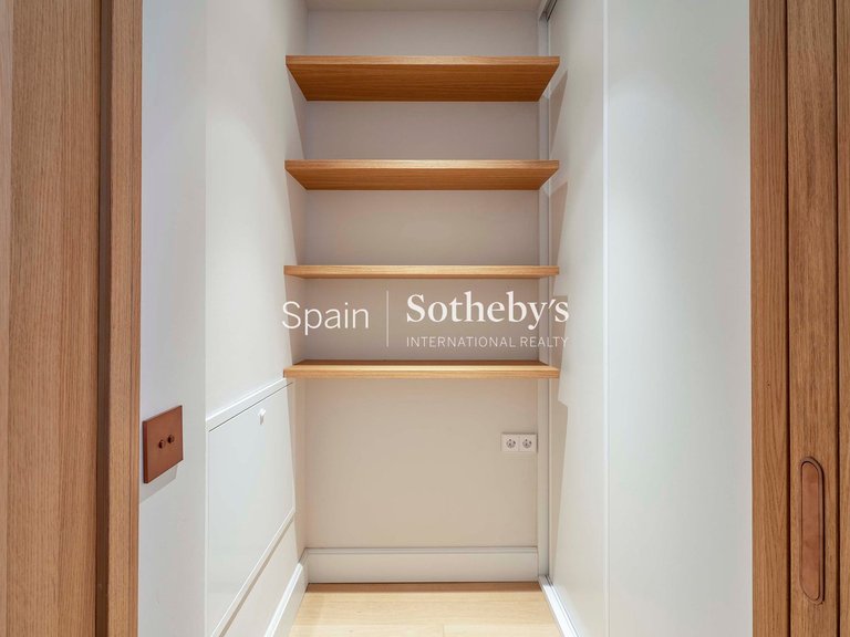 Apartment for Sale in Madrid, Madrid 9