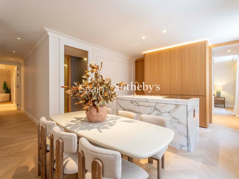 Apartment for Sale in Madrid, Madrid 6