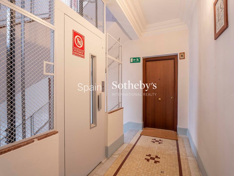 Apartment for Sale in Madrid, Madrid 37