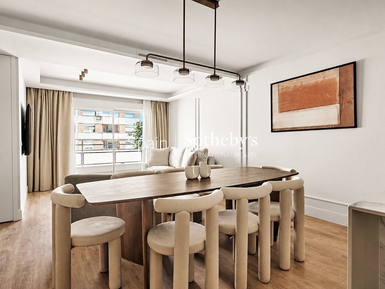 Apartment for Sale in Madrid, Madrid 5