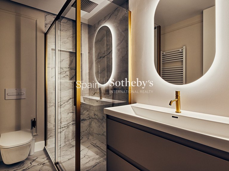 Apartment for Sale in Madrid, Madrid 20