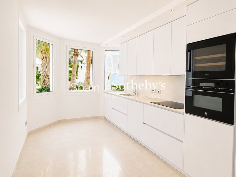 Town House for Sale in Adeje, Tenerife 11