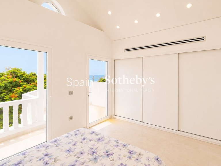Town House for Sale in Adeje, Tenerife 17