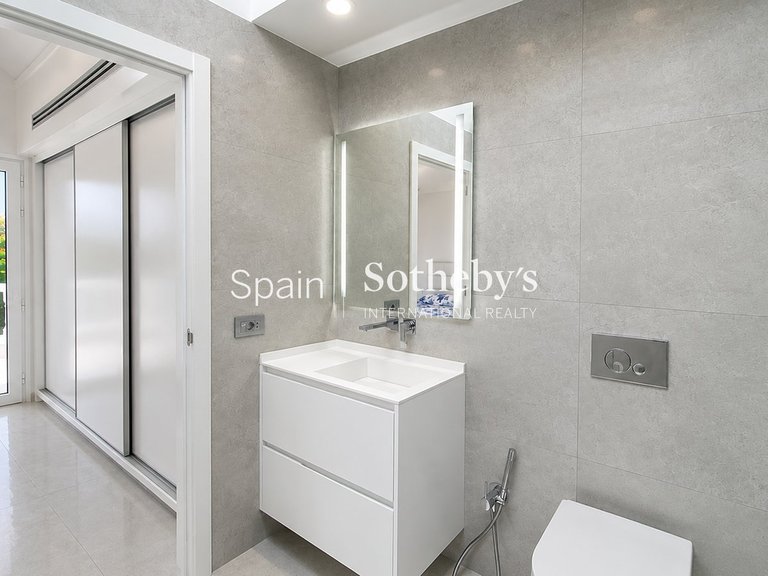Town House for Sale in Adeje, Tenerife 19