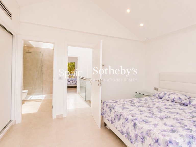 Town House for Sale in Adeje, Tenerife 26