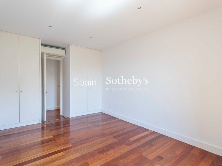 Apartment for Rent in Madrid, Madrid 23