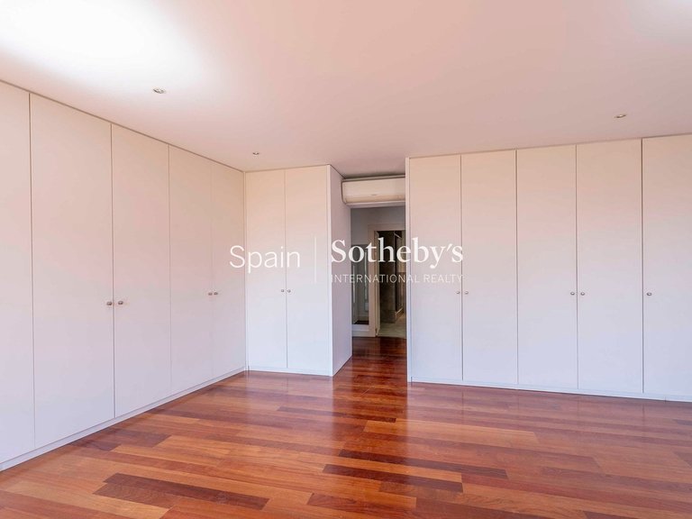 Apartment for Rent in Madrid, Madrid 11