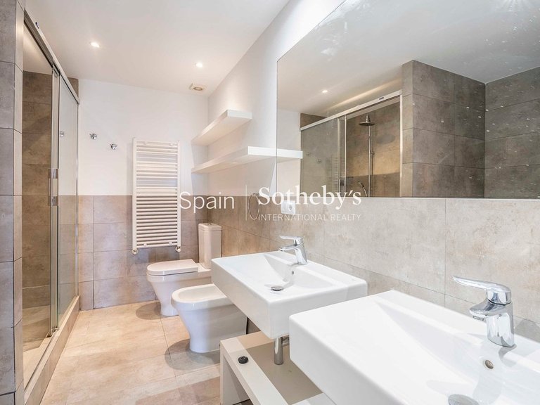 Apartment for Rent in Madrid, Madrid 26