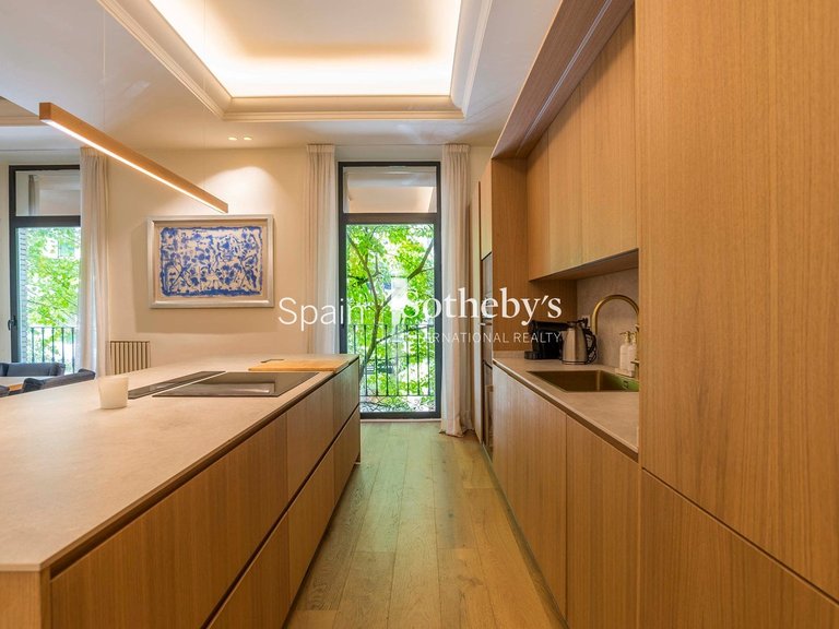 Apartment for Sale in Madrid, Madrid 6