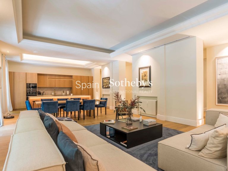 Apartment for Sale in Madrid, Madrid 8