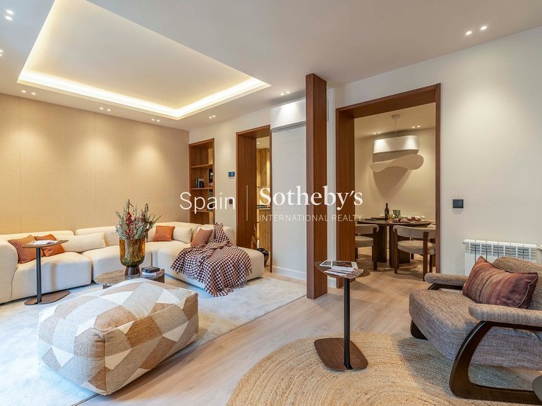 Apartment for Sale in Madrid, Madrid 2