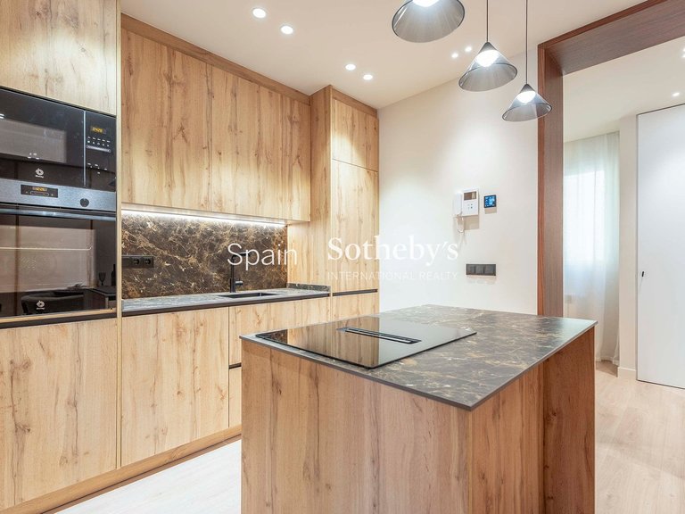 Apartment for Sale in Madrid, Madrid 12