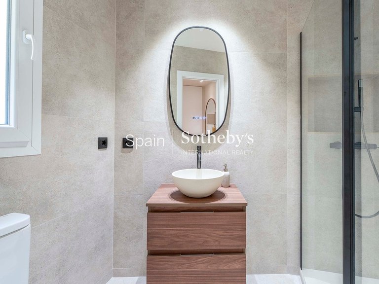 Apartment for Sale in Madrid, Madrid 24
