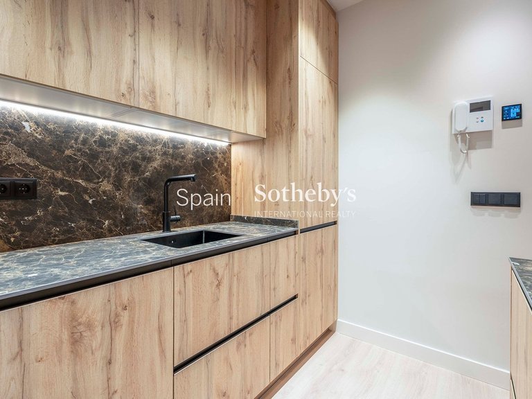 Apartment for Sale in Madrid, Madrid 19