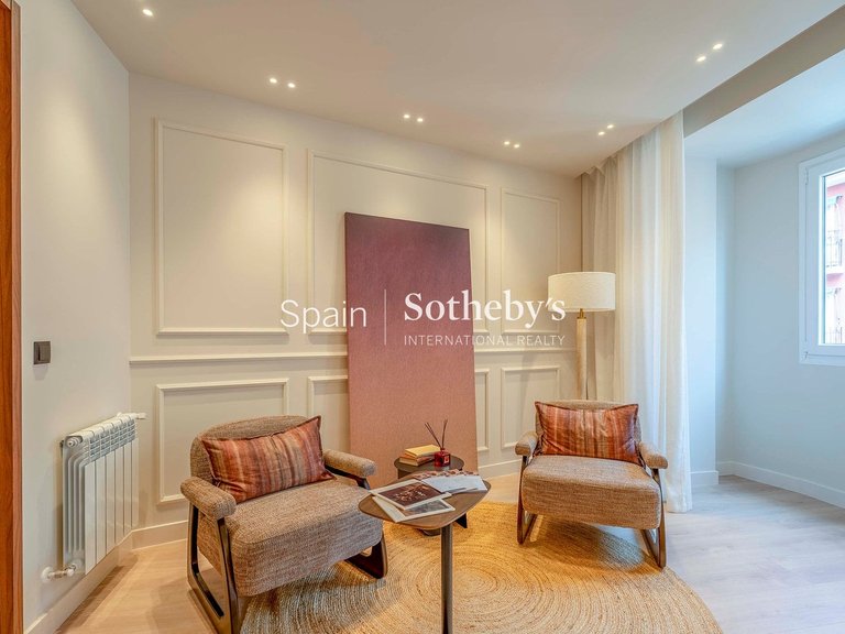 Apartment for Sale in Madrid, Madrid 16