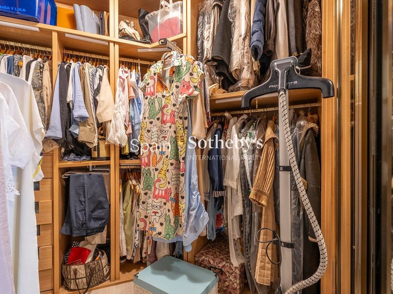 Apartment for Sale in Madrid, Madrid 17