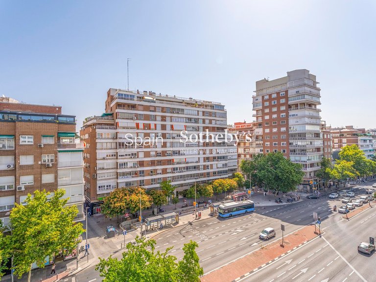 Apartment for Sale in Madrid, Madrid 28