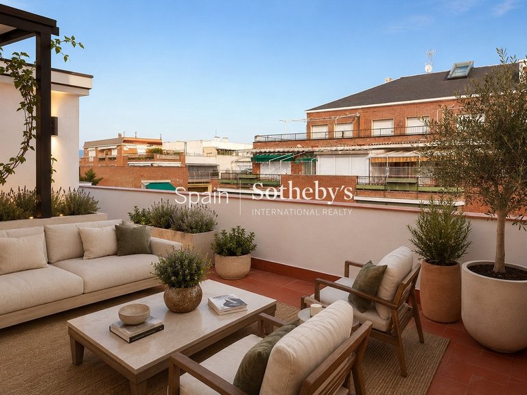 Apartment for Sale in Madrid, Madrid 2