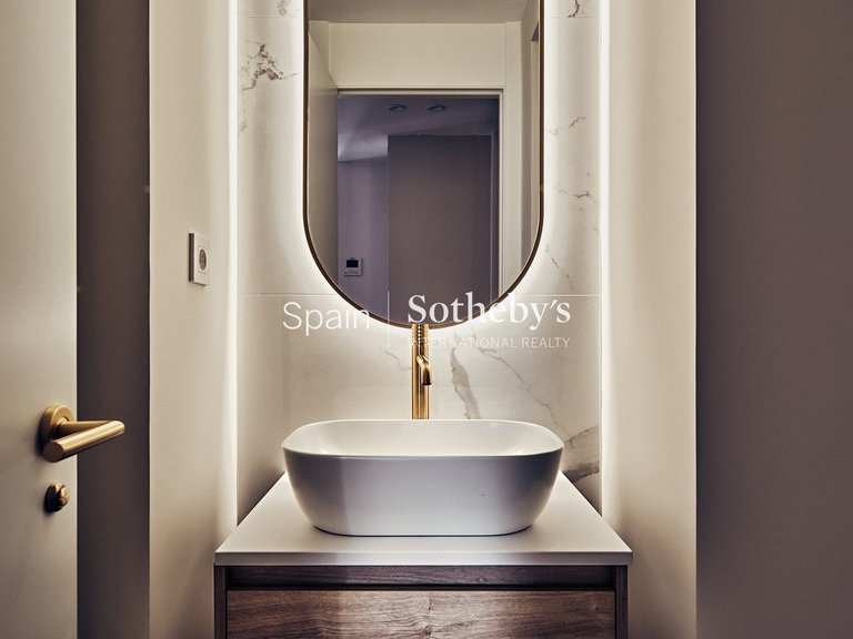 Apartment for Sale in Madrid, Madrid 15