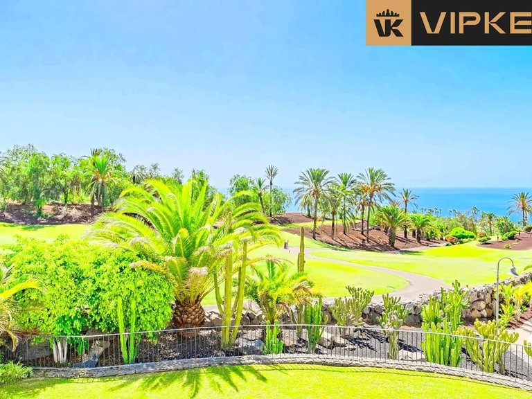 Villa for Sale in Guia De Isora, Tenerife 9