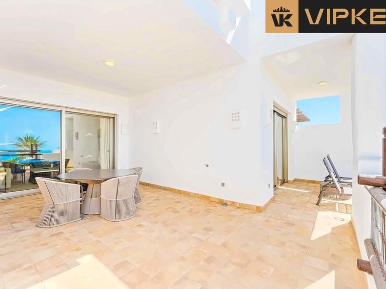 Villa for Sale in Guia De Isora, Tenerife 20
