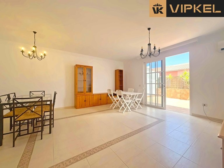 Villa for Sale in Granadilla De Abona, Tenerife 4