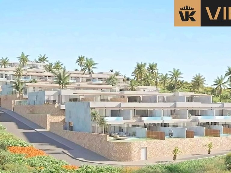 Villa for Sale in Adeje, Tenerife 11