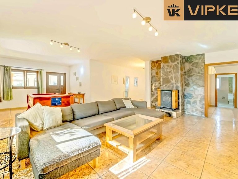 Villa for Sale in Adeje, Tenerife 6