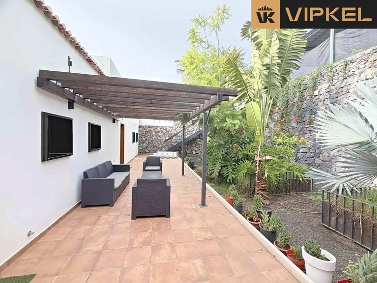 Villa for Sale in Guia De Isora, Tenerife 46