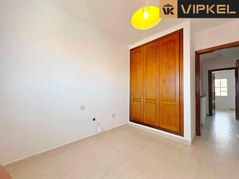 Villa for Sale in Granadilla De Abona, Tenerife 28
