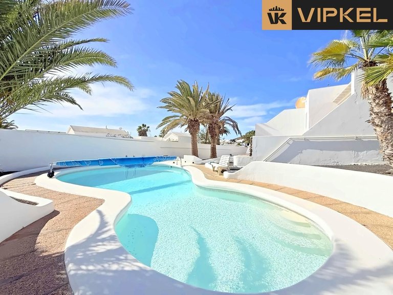 Villa for Sale in Yaiza, Las Palmas 7