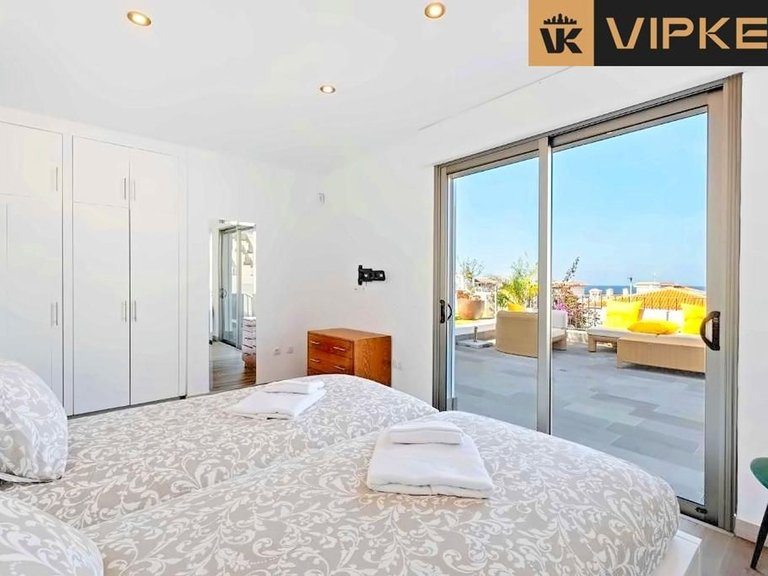 Villa for Sale in Santiago Del Teide, Tenerife 28