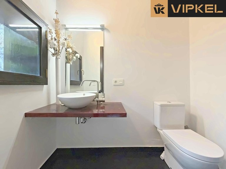Villa for Sale in Guia De Isora, Tenerife 19