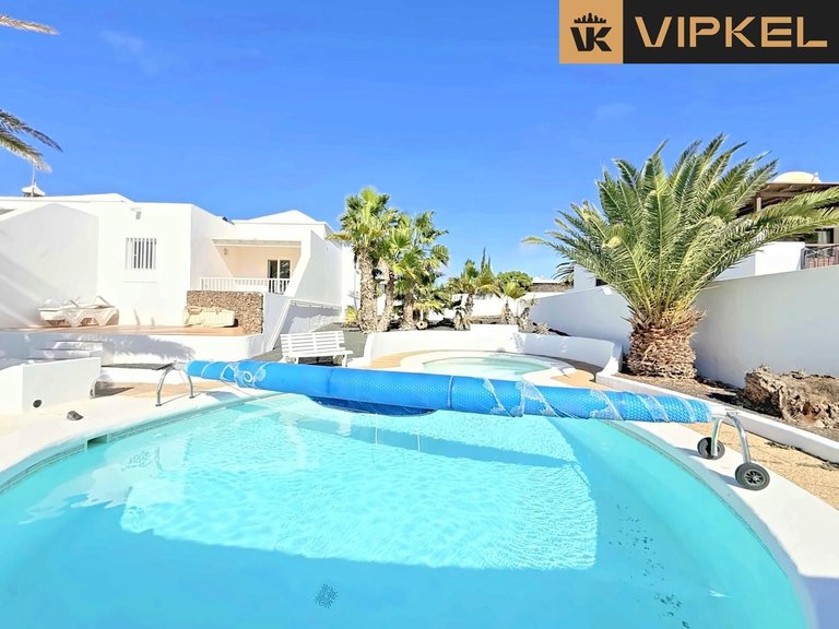 Villa for Sale in Yaiza, Las Palmas 6