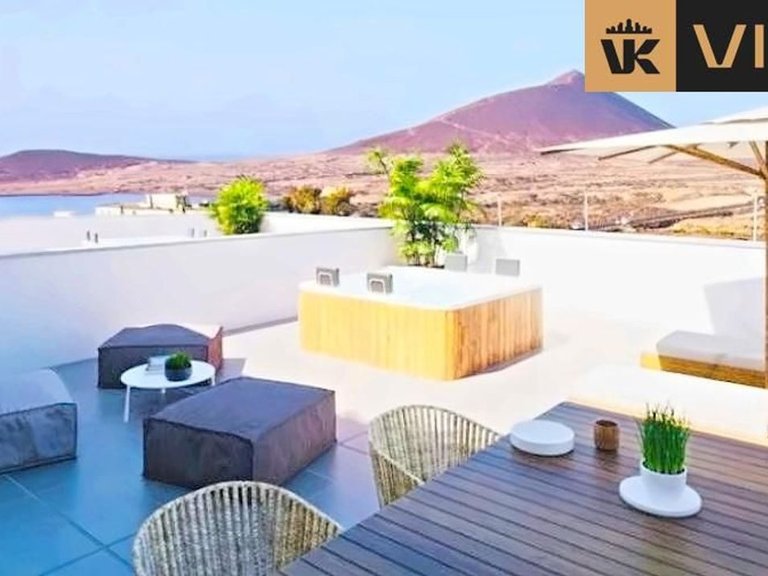 Villa for Sale in Granadilla De Abona, Tenerife 7