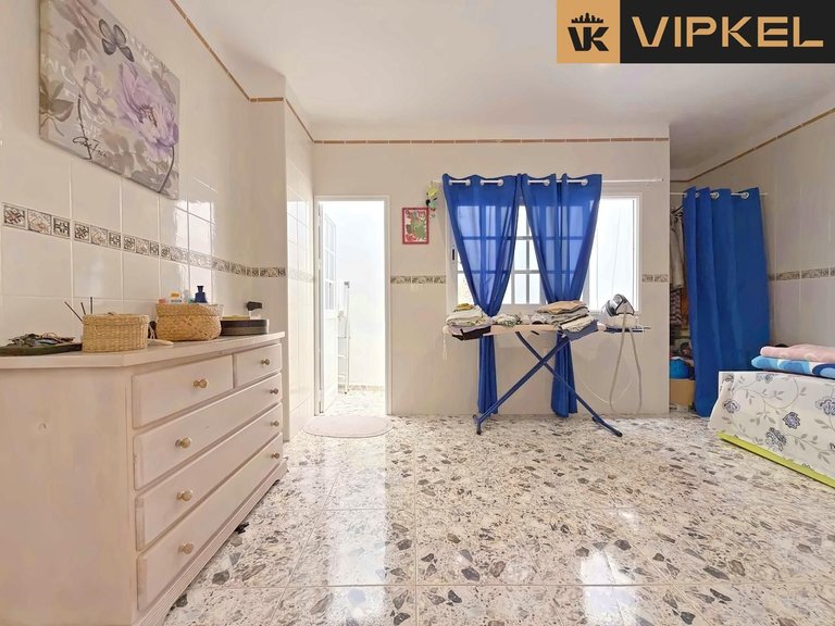 Villa for Sale in Santiago Del Teide, Tenerife 18