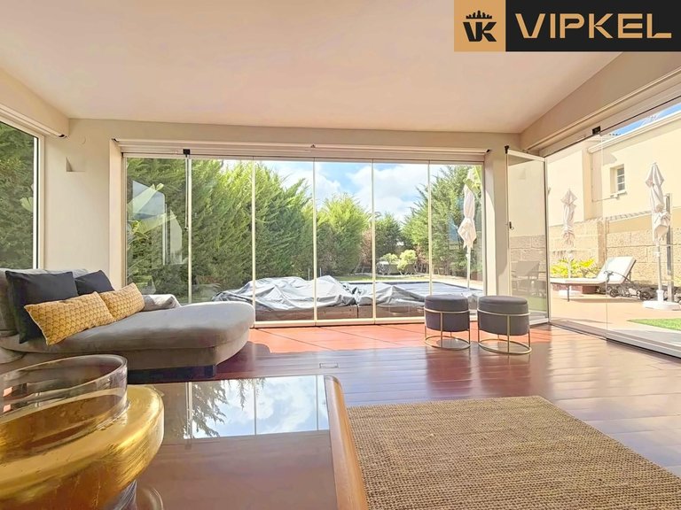 Villa for Sale in Adeje, Tenerife 1
